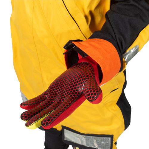 s_1000s_passengerimmersionsuit_3