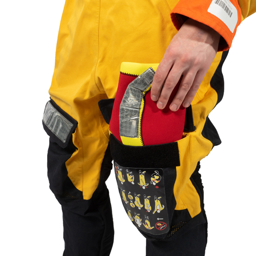 s_1000s_passengerimmersionsuit_4